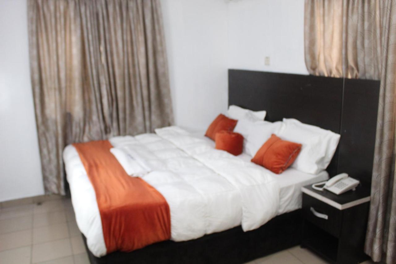 Blue Moon Hotels Victoria Island Lagos Dış mekan fotoğraf