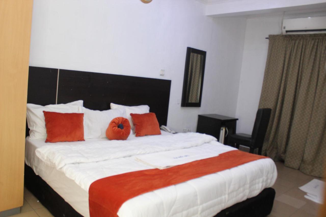 Blue Moon Hotels Victoria Island Lagos Dış mekan fotoğraf