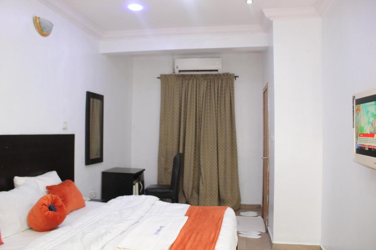 Blue Moon Hotels Victoria Island Lagos Dış mekan fotoğraf