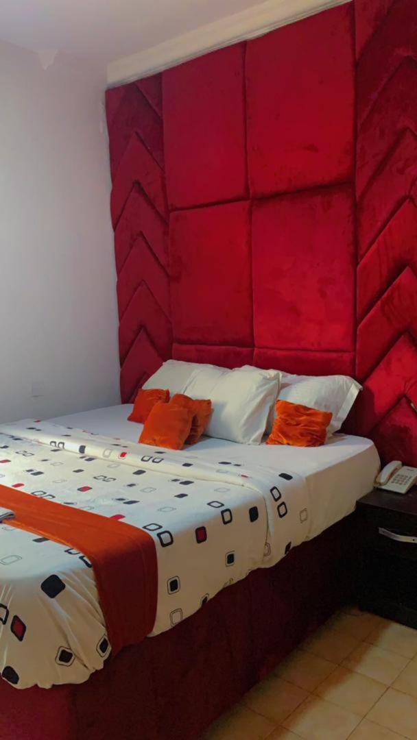 Blue Moon Hotels Victoria Island Lagos Dış mekan fotoğraf