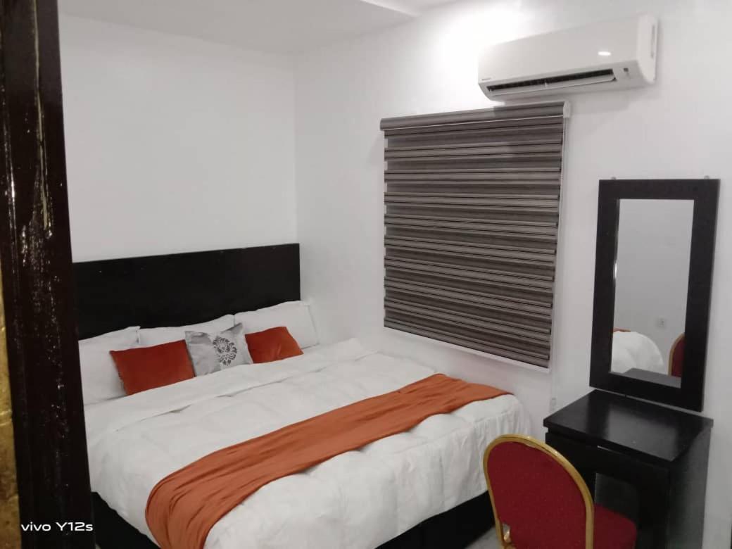 Blue Moon Hotels Victoria Island Lagos Dış mekan fotoğraf