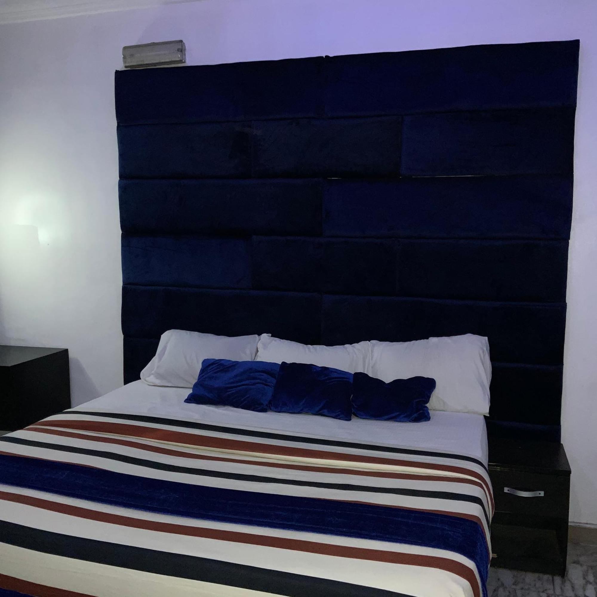 Blue Moon Hotels Victoria Island Lagos Dış mekan fotoğraf