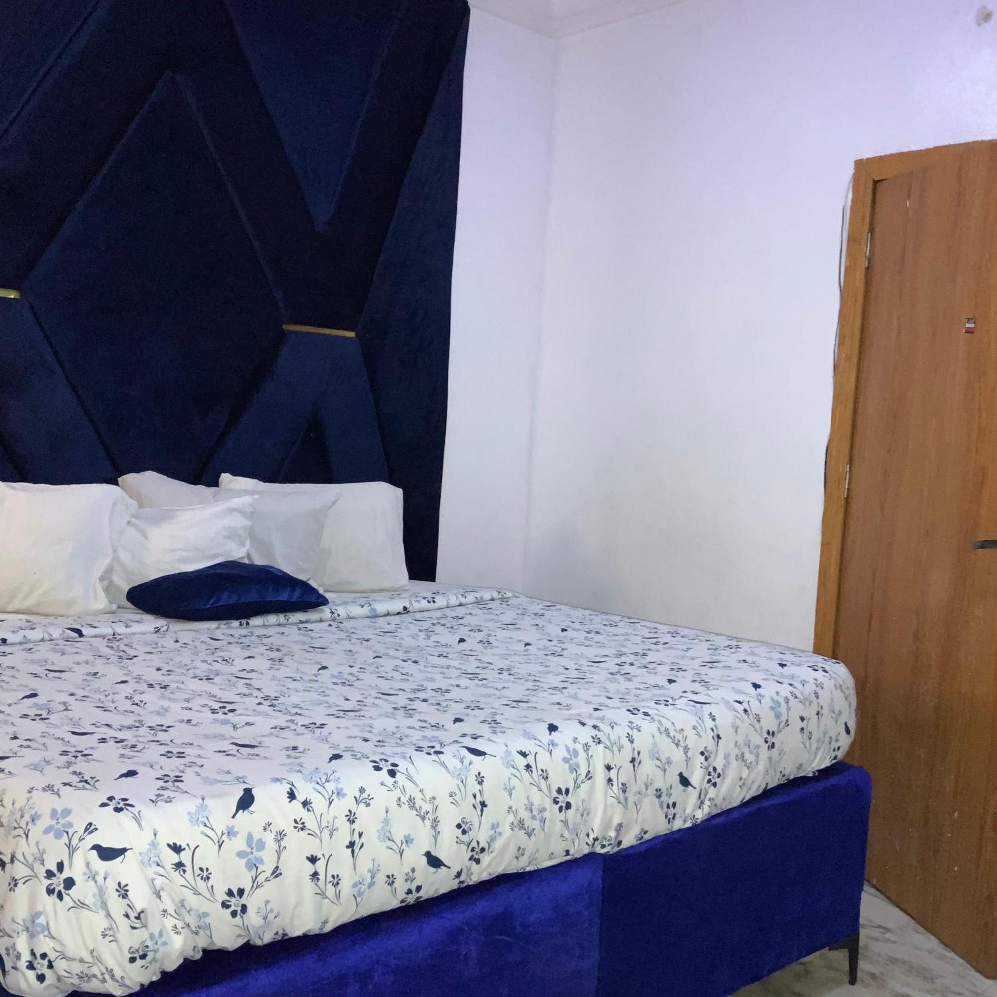 Blue Moon Hotels Victoria Island Lagos Dış mekan fotoğraf