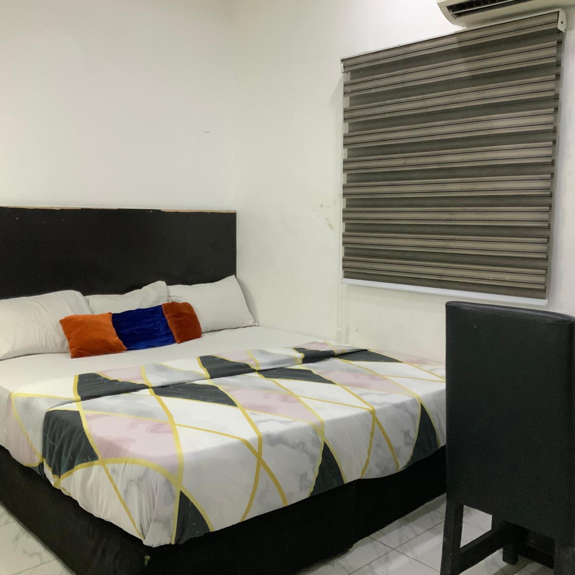 Blue Moon Hotels Victoria Island Lagos Dış mekan fotoğraf